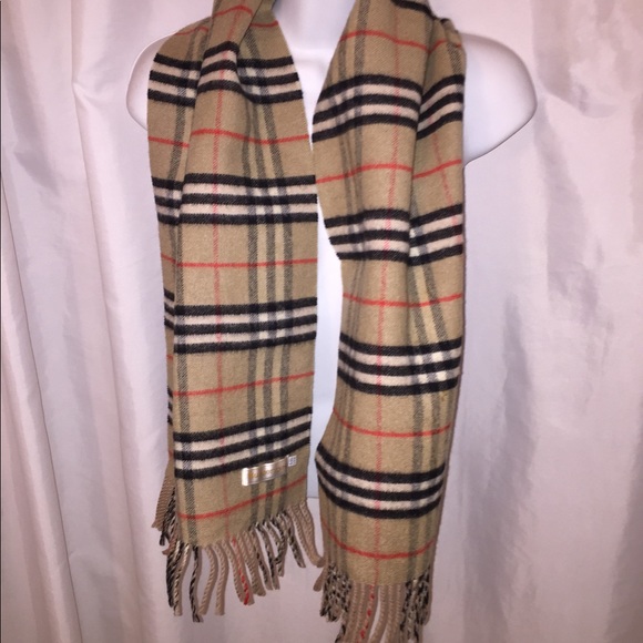 BURBERRY dbl thickness reversable LAMBSWOOL SCARF - Picture 4 of 6